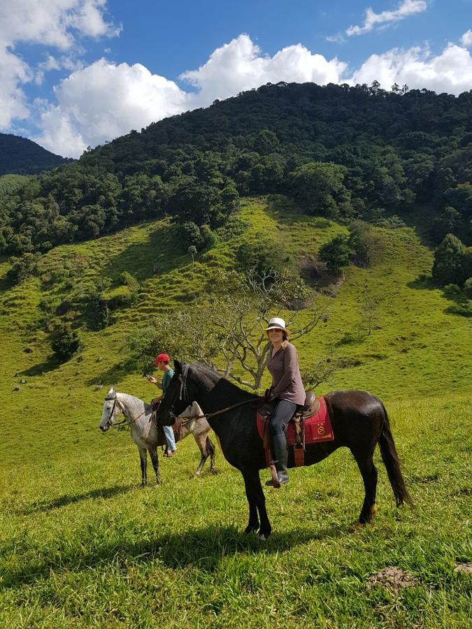 Refugio Horse Villa Santo Antônio do Pinhal Eksteriør billede